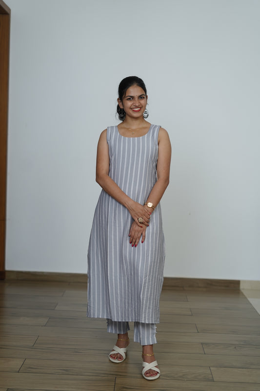 Sleeveless Striped Kurti - F1079